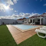 Willa Naipa Golf - Private Pool *
