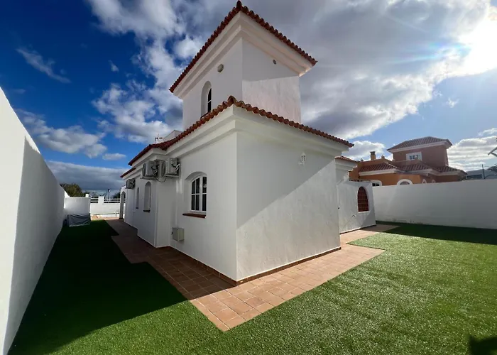 Naipa Golf - Private Pool Villa